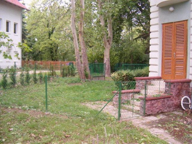 Szemesi Villa Balatonszarszo Rom bilde