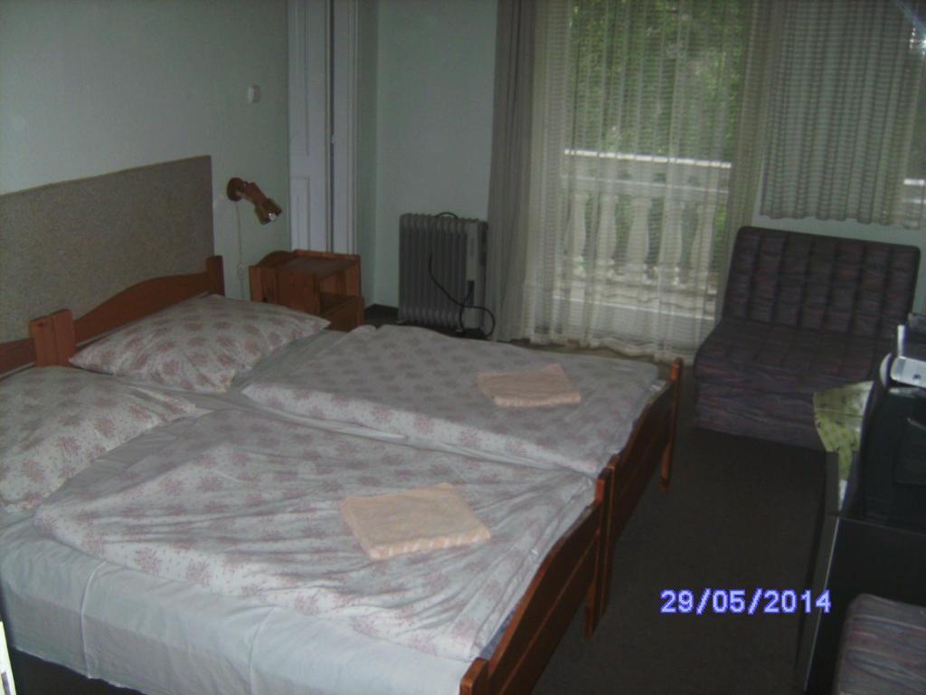 Szemesi Villa Balatonszarszo Rom bilde
